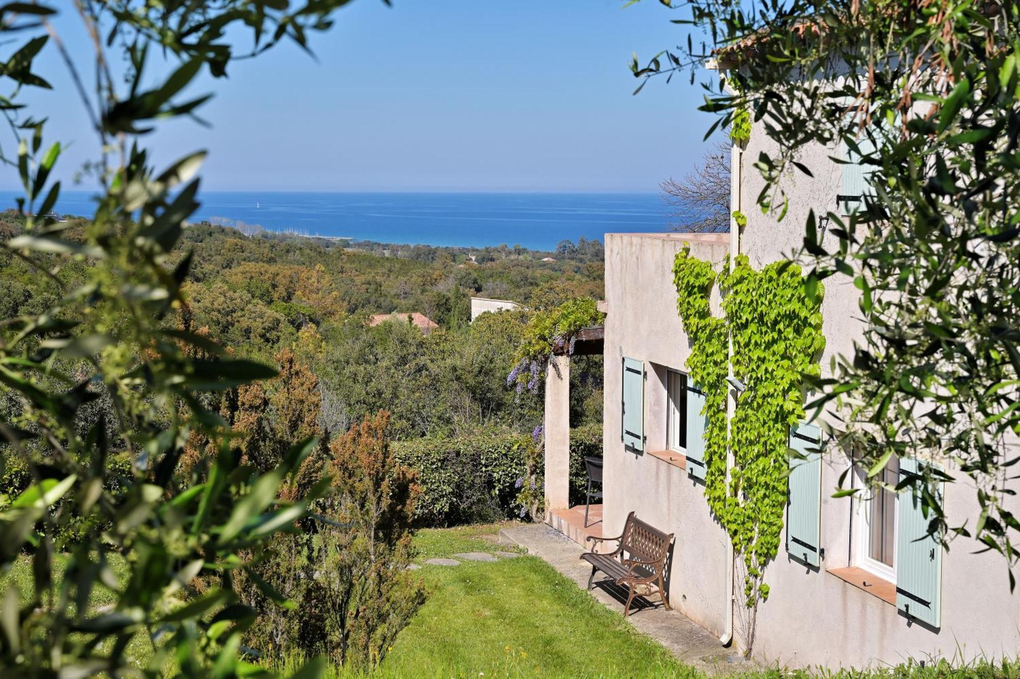 Domaine Punta Della Guardia Villa Vue Mer Dans Nature Protegee, Plage A 1,5 Km 切尔维奥内 外观 照片